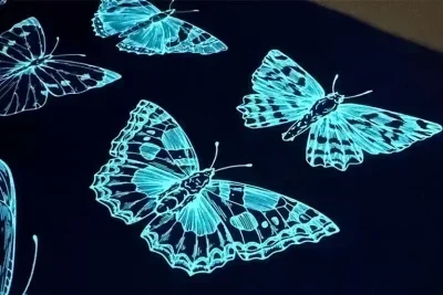 Glow-in-the-dark-1.webp Glow-in-the-dark-1.webp